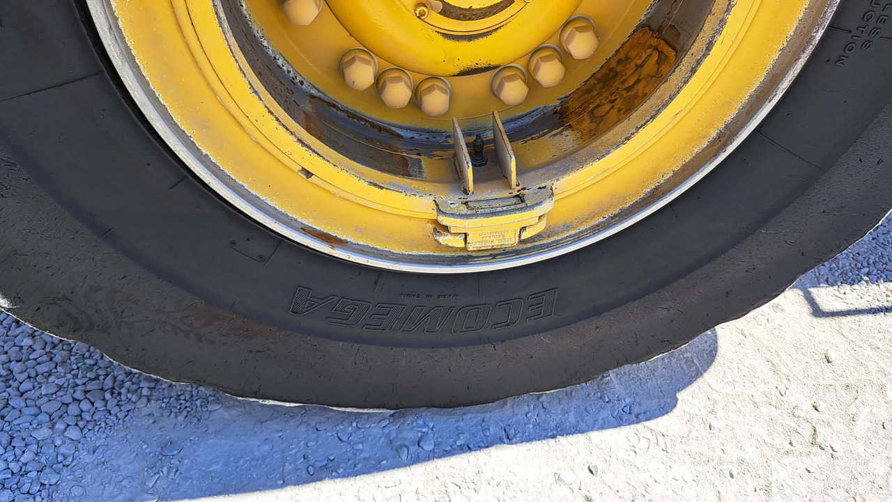 اللودر بعجل VOLVO L120H: صورة 37 اللودر بعجل VOLVO L120H: صورة 37