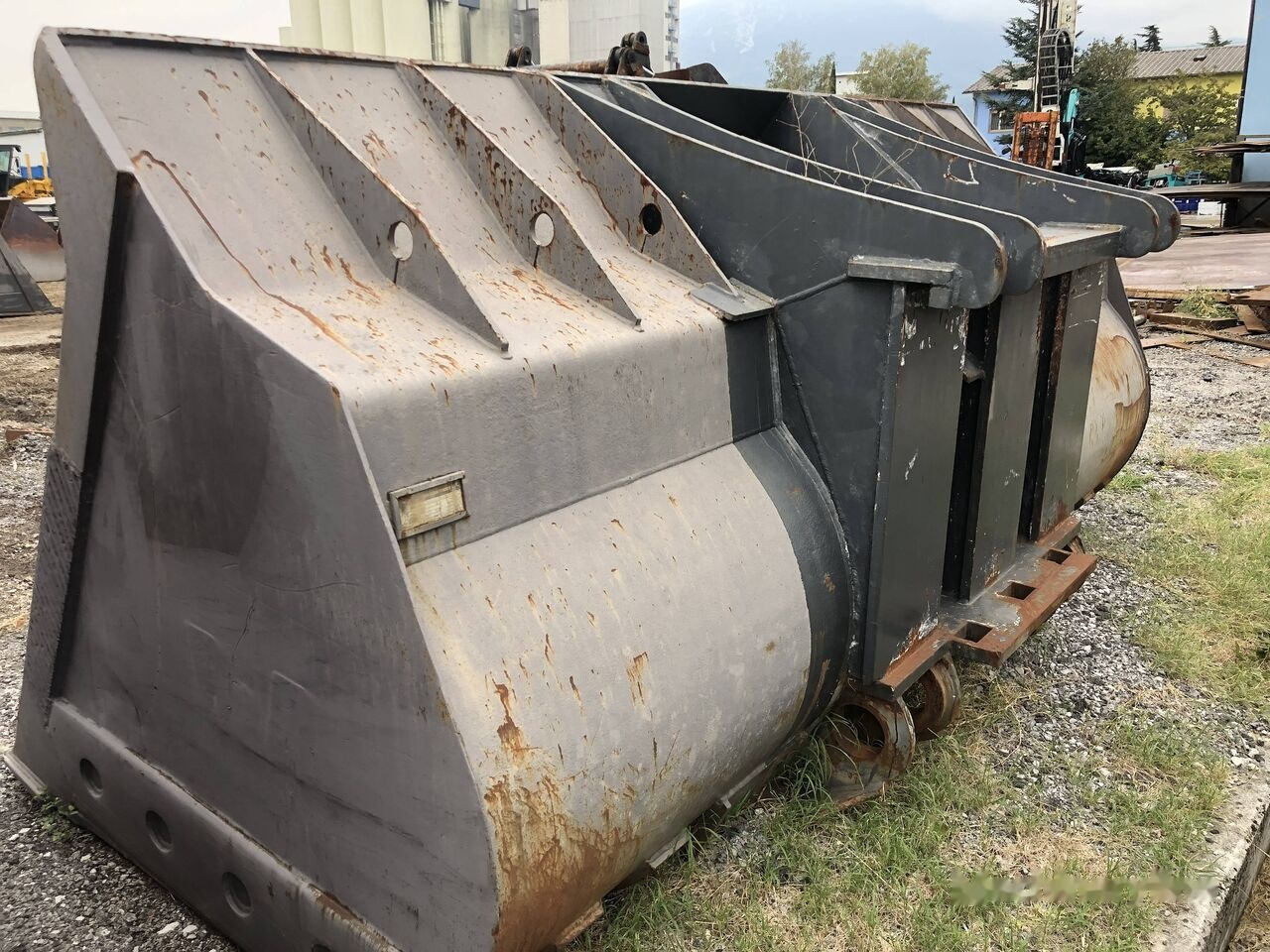 Verachtert loader bucket 4200 mm Volvo - بكت شيول: صورة 3 Verachtert loader bucket 4200 mm Volvo - بكت شيول: صورة 3