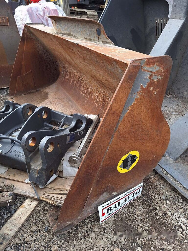 Volvo 93812 loader bucket 2300 mm BOE - بكت شيول: صورة 1 Volvo 93812 loader bucket 2300 mm BOE - بكت شيول: صورة 1