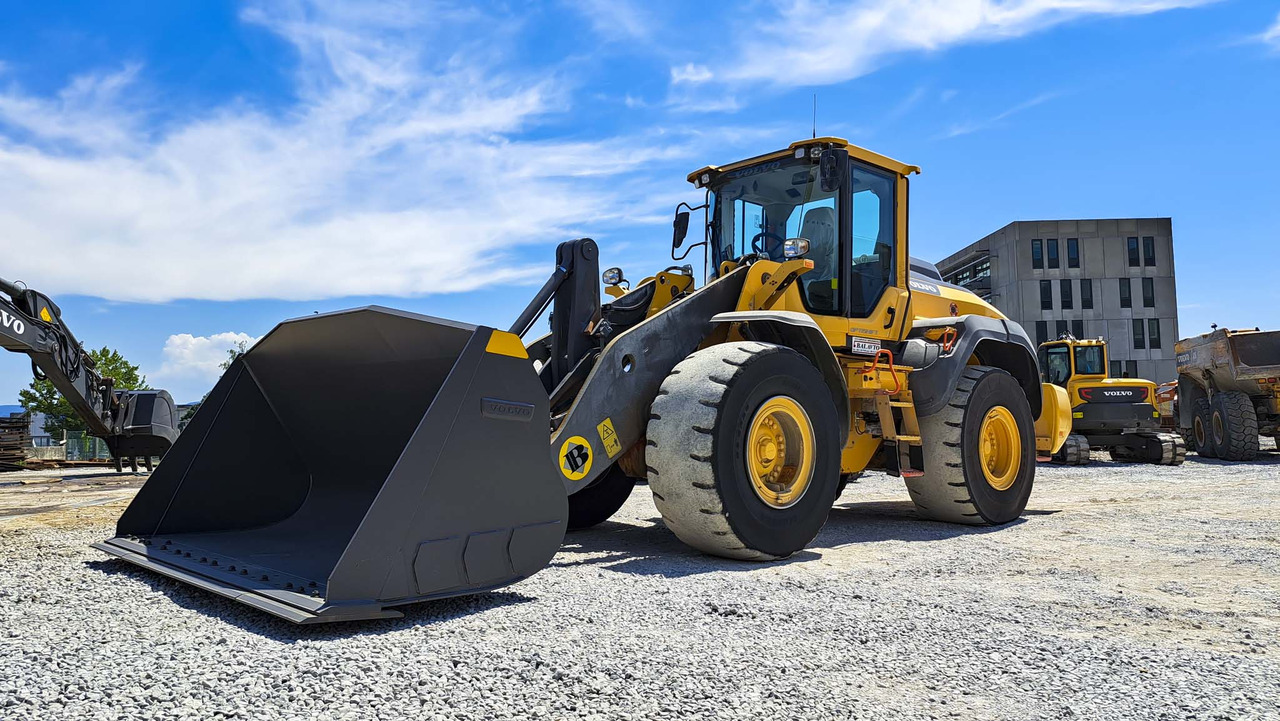 Volvo L120H - اللودر بعجل: صورة 2 Volvo L120H - اللودر بعجل: صورة 2