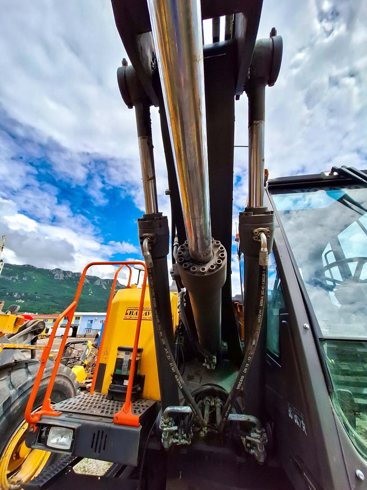 Volvo boom cylinder 14578082 Volvo EWR150E, EW140C, EW140D - قطع غيار - حفارة: صورة 2 Volvo boom cylinder 14578082 Volvo EWR150E, EW140C, EW140D - قطع غيار - حفارة: صورة 2