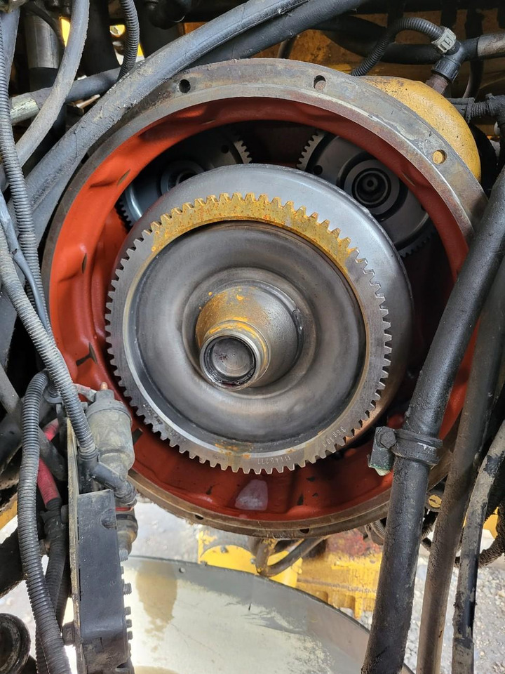 Volvo hydraulic transmission - قطع غيار - تركس: صورة 2 Volvo hydraulic transmission - قطع غيار - تركس: صورة 2