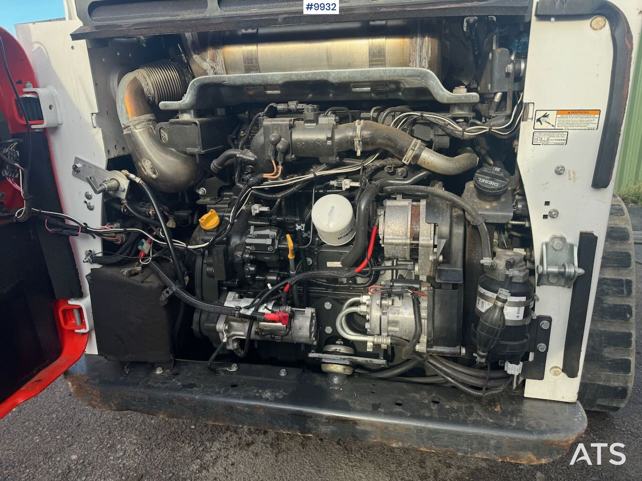 Bobcat T770 Compact loader (VIDEO) - اللودر المجنزر صغير: صورة 4 Bobcat T770 Compact loader (VIDEO) - اللودر المجنزر صغير: صورة 4