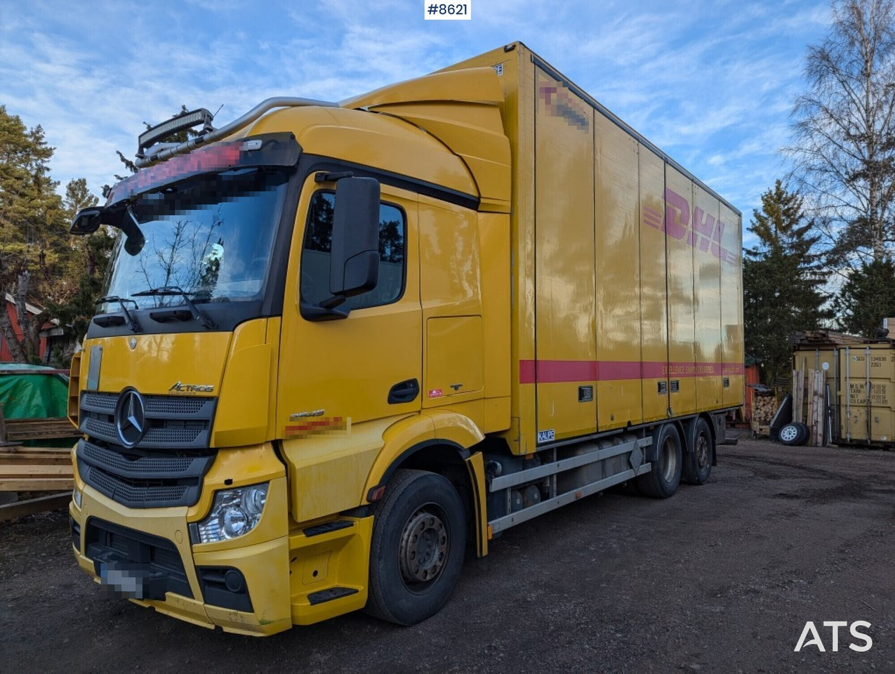 Box Truck Mercedes Benz 6X2 - شاحنة مقفلة: صورة 1 Box Truck Mercedes Benz 6X2 - شاحنة مقفلة: صورة 1