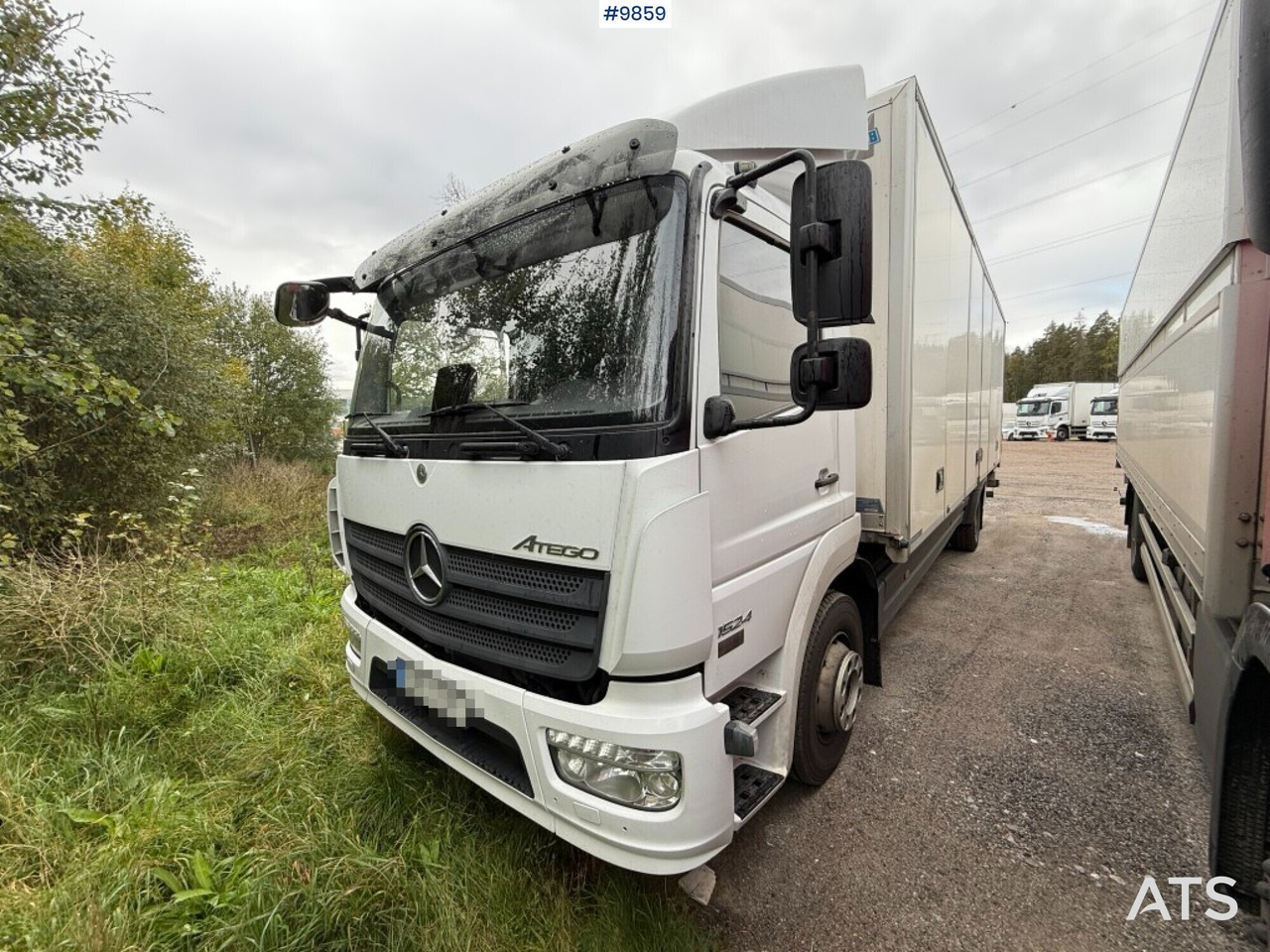 Box Truck Mercedes Benz Atego 1524 with openable side - شاحنة مقفلة: صورة 1 Box Truck Mercedes Benz Atego 1524 with openable side - شاحنة مقفلة: صورة 1