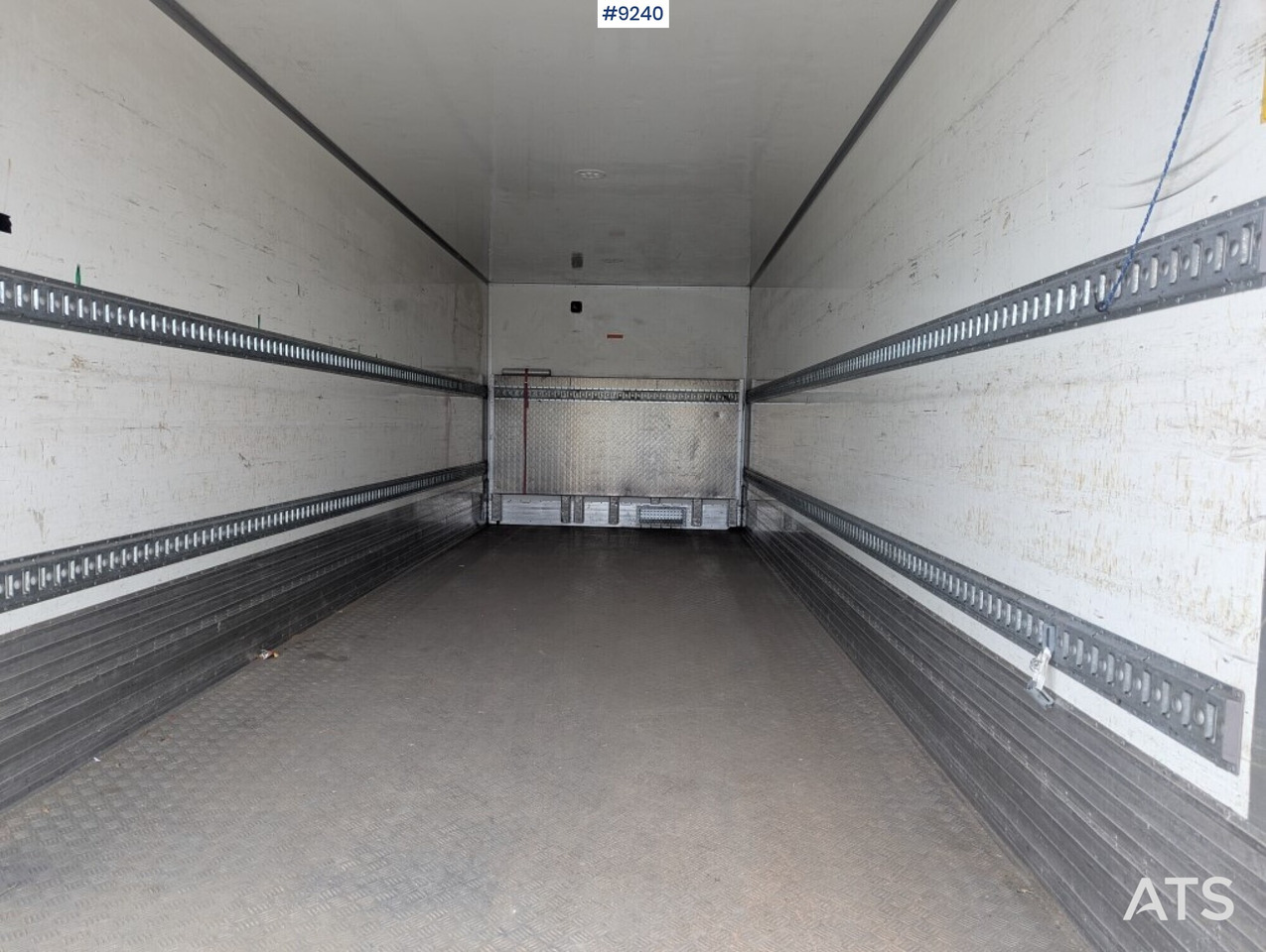 Box Truck Mercedes-Benz Atego with tail lift (SEE VIDEO) - شاحنة مقفلة: صورة 5 Box Truck Mercedes-Benz Atego with tail lift (SEE VIDEO) - شاحنة مقفلة: صورة 5