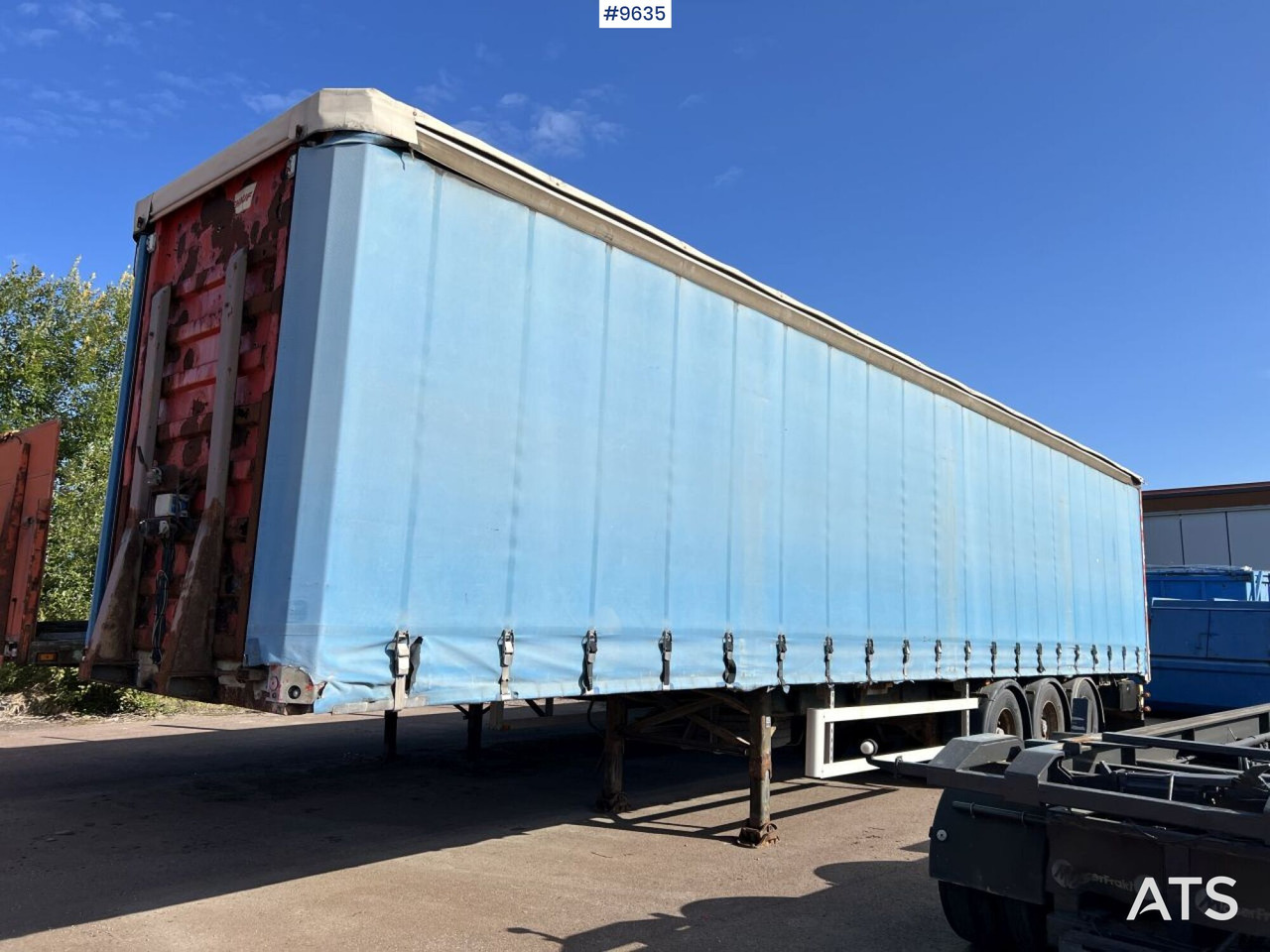 Chapel trailer Fruehauf SS136/P3S - نصف مقطورة ستارة: صورة 2 Chapel trailer Fruehauf SS136/P3S - نصف مقطورة ستارة: صورة 2