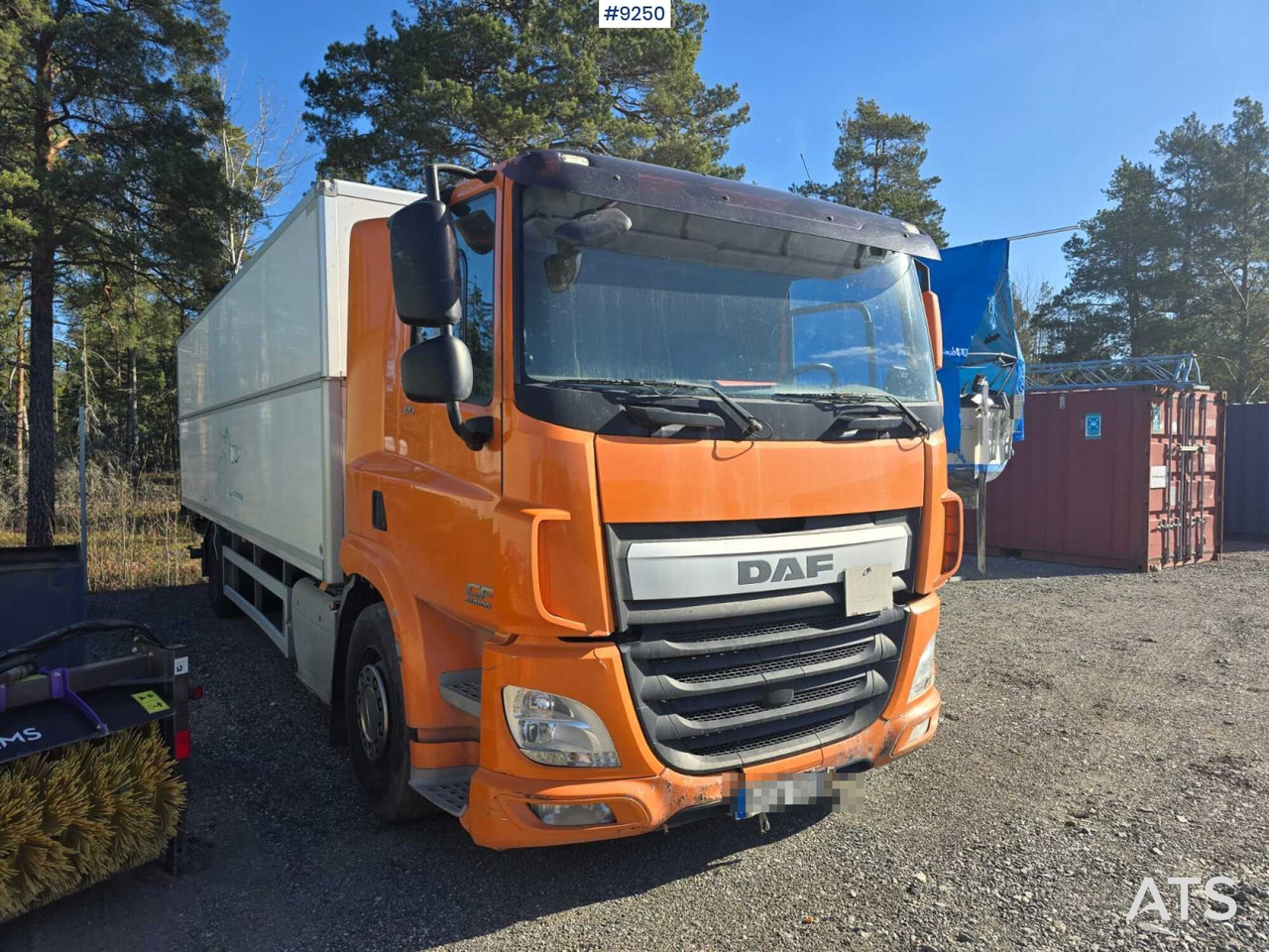 DAF CF 370Y Box truck, Height adjustable box - شاحنة مقفلة: صورة 2 DAF CF 370Y Box truck, Height adjustable box - شاحنة مقفلة: صورة 2