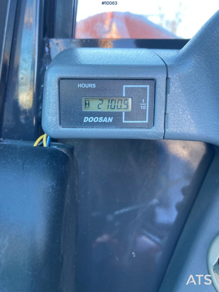 حفار زحاف Doosan DX85R-3 Crawler Excavator with tiltrotator and attachments: صورة 16