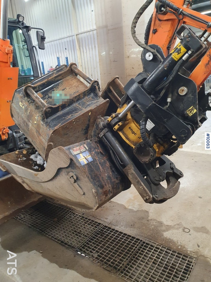 حفار زحاف Doosan DX85R-3 Crawler Excavator with tiltrotator and attachments: صورة 9