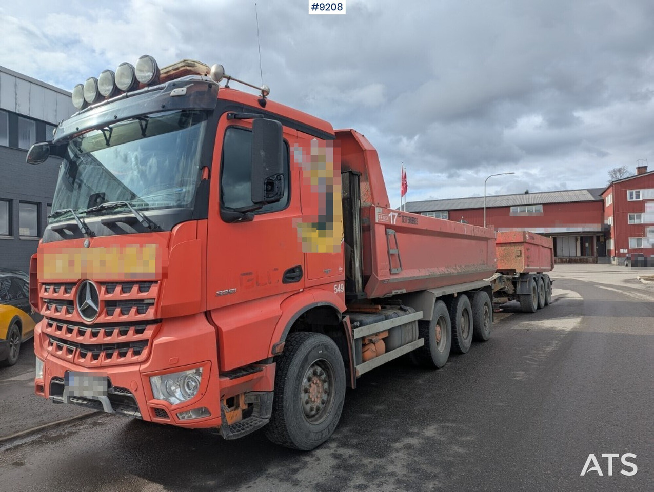 Dump / dozer truck Mercedes Benz Arocs 3251 8X4 with tipper wagon - شاحنة قلاب: صورة 1 Dump / dozer truck Mercedes Benz Arocs 3251 8X4 with tipper wagon - شاحنة قلاب: صورة 1