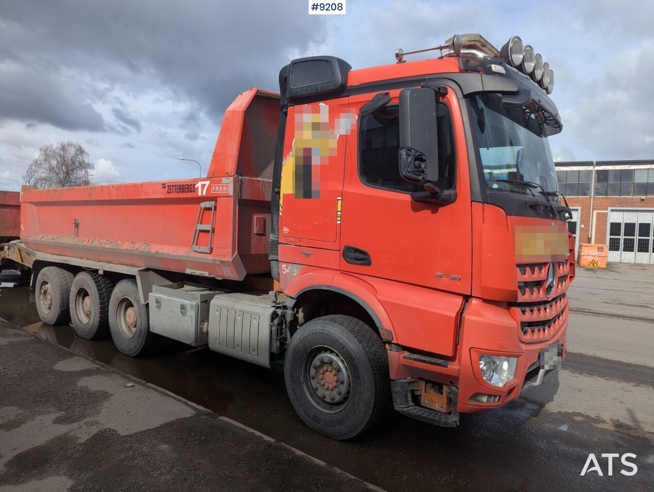 Dump / dozer truck Mercedes Benz Arocs 3251 8X4 with tipper wagon - شاحنة قلاب: صورة 2 Dump / dozer truck Mercedes Benz Arocs 3251 8X4 with tipper wagon - شاحنة قلاب: صورة 2
