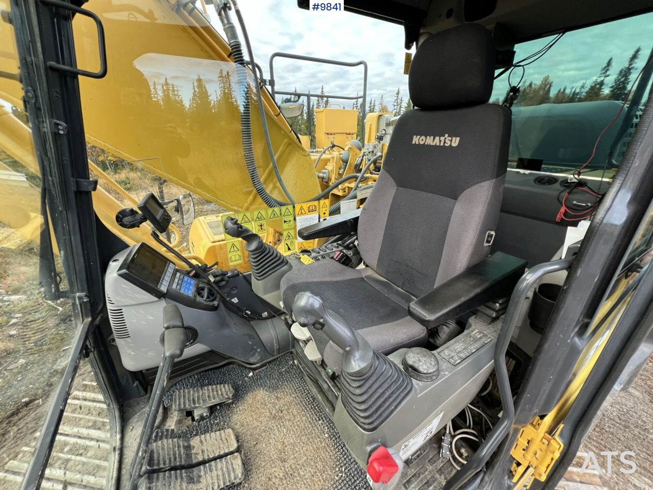 Excavator Komatsu HB 215 LC-2 with Tiltrotator and Buckets(See Video) - حفار زحاف: صورة 5 Excavator Komatsu HB 215 LC-2 with Tiltrotator and Buckets(See Video) - حفار زحاف: صورة 5