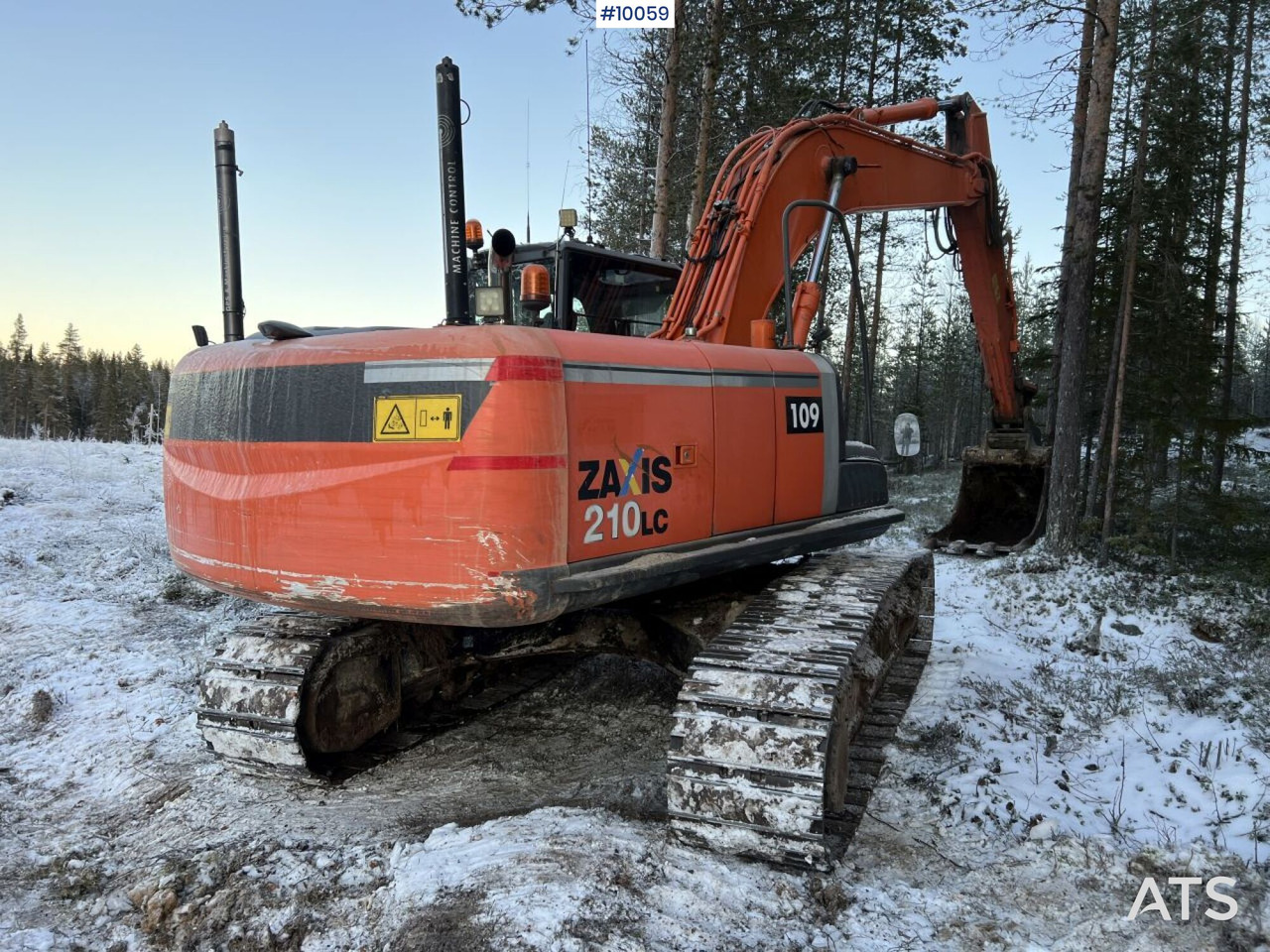 Hitachi ZX210LC-3 Excavator with rotor and tooth bucket - حفار زحاف: صورة 4 Hitachi ZX210LC-3 Excavator with rotor and tooth bucket - حفار زحاف: صورة 4
