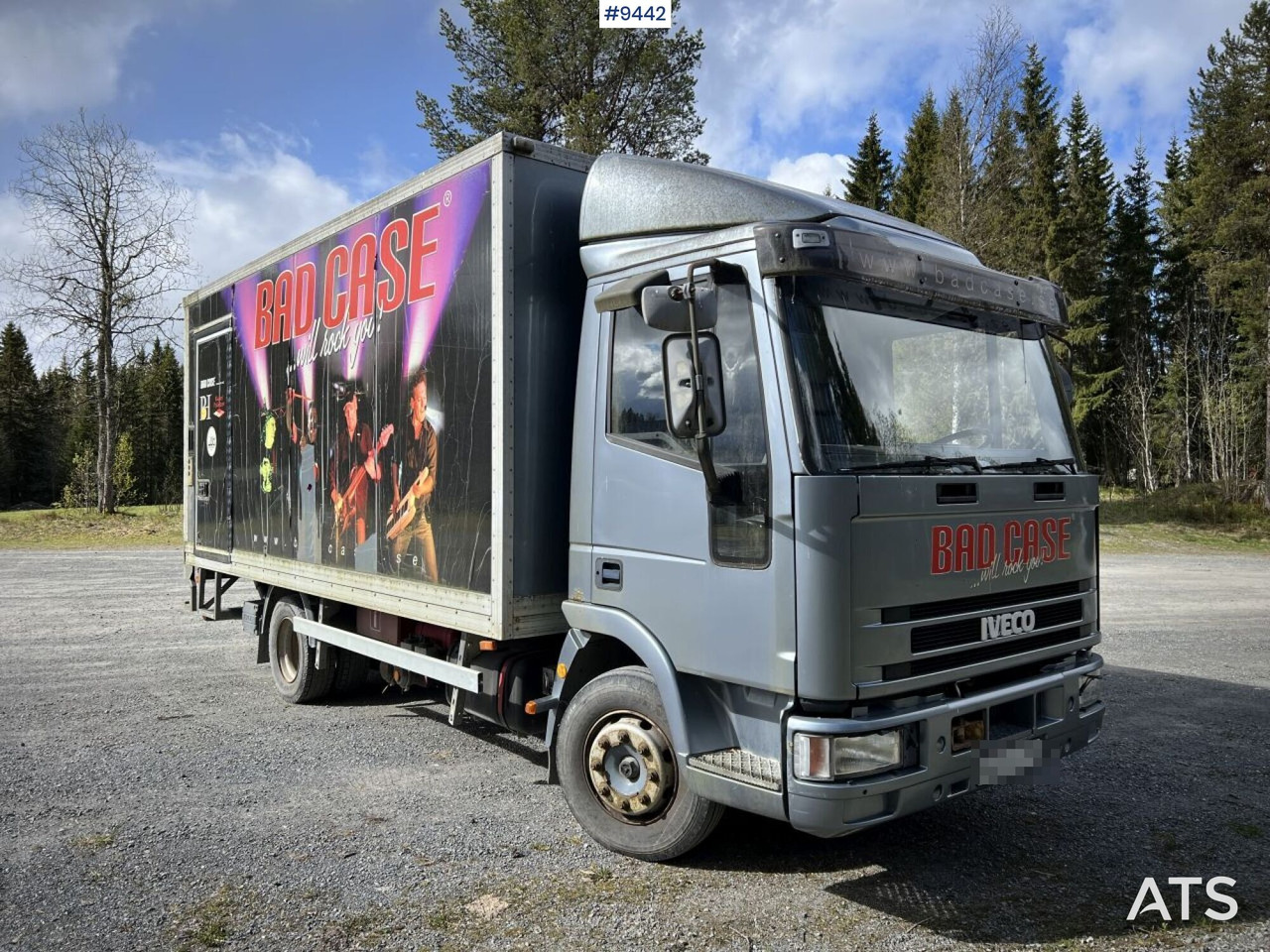 IVECO 85 E18 Box Truck with tail lift (VIDEO) - شاحنة مقفلة: صورة 1 IVECO 85 E18 Box Truck with tail lift (VIDEO) - شاحنة مقفلة: صورة 1