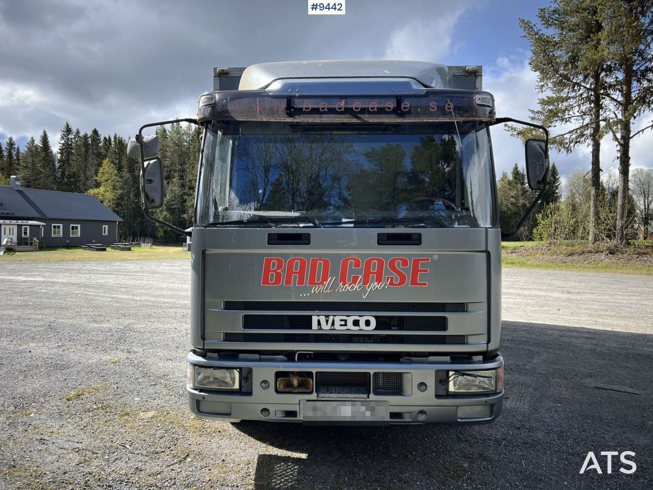 IVECO 85 E18 Box Truck with tail lift (VIDEO) - شاحنة مقفلة: صورة 4 IVECO 85 E18 Box Truck with tail lift (VIDEO) - شاحنة مقفلة: صورة 4