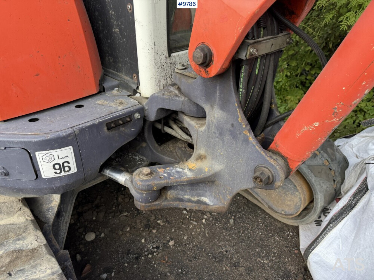 Kubota U45-3a crawler excavator with tiltrotator and buckets Kubota U45-3a crawler excavator with tiltrotator and buckets: صورة 19