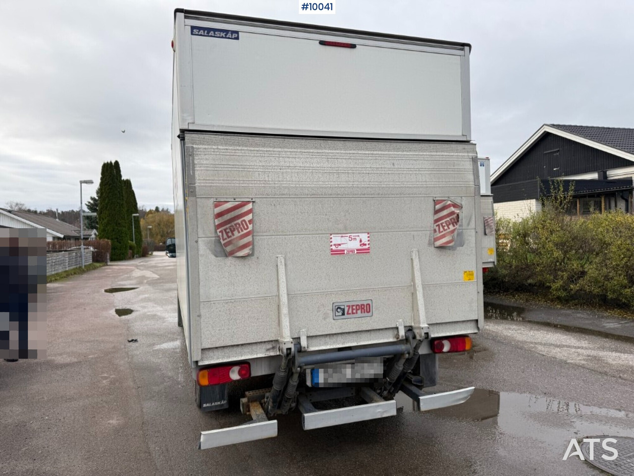 شاحنة مغلقة الصندوق Nissan NV 400 with tail lift: صورة 7