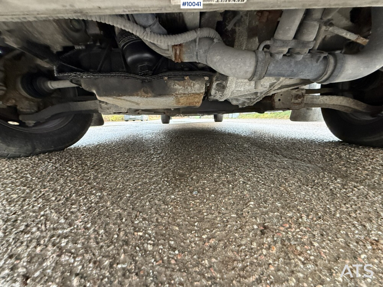 شاحنة مغلقة الصندوق Nissan NV 400 with tail lift: صورة 16