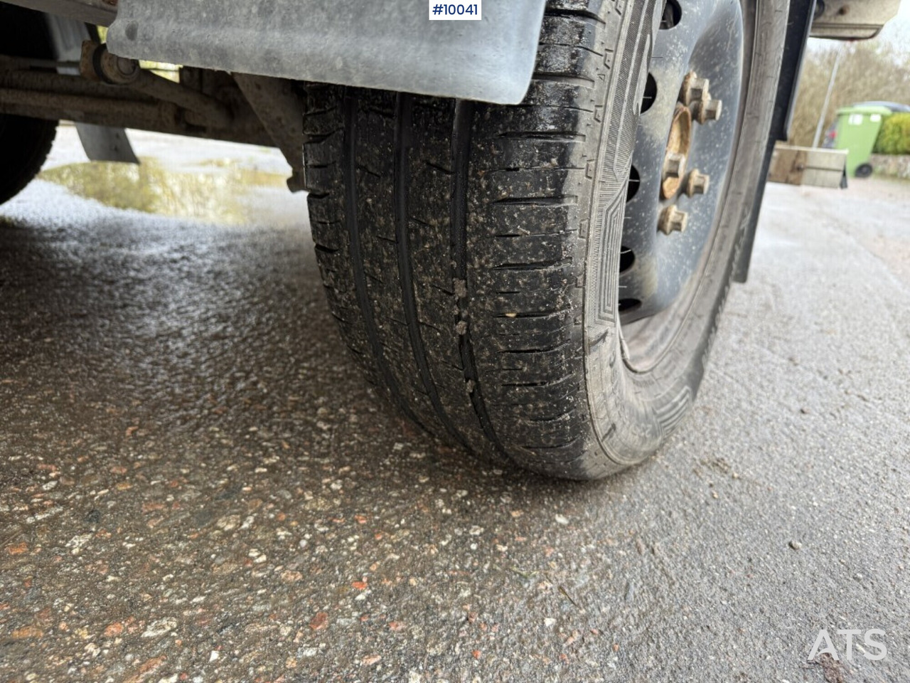 شاحنة مغلقة الصندوق Nissan NV 400 with tail lift: صورة 12