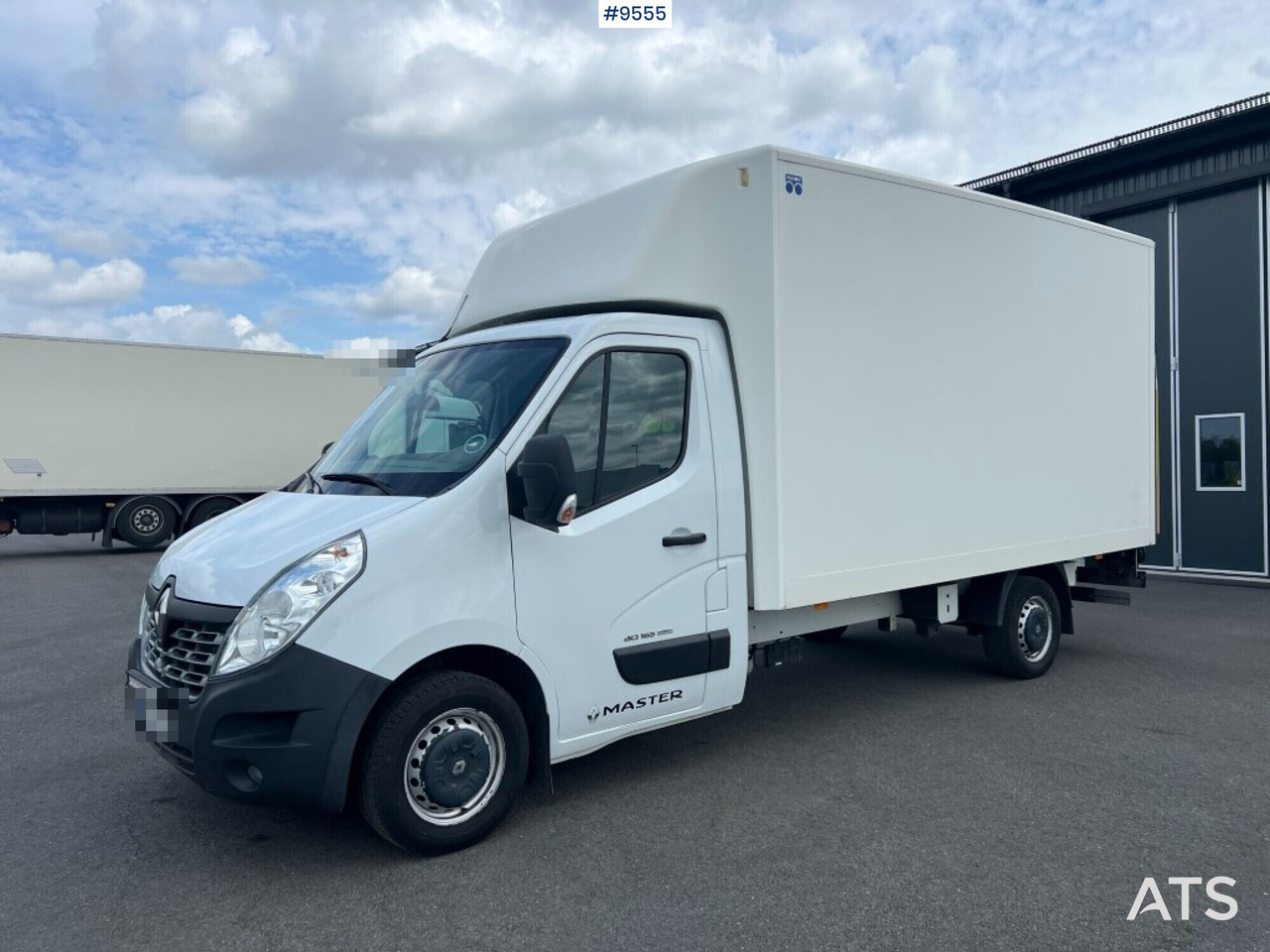 Renault Master with tail lift - شاحنة مغلقة الصندوق: صورة 1 Renault Master with tail lift - شاحنة مغلقة الصندوق: صورة 1