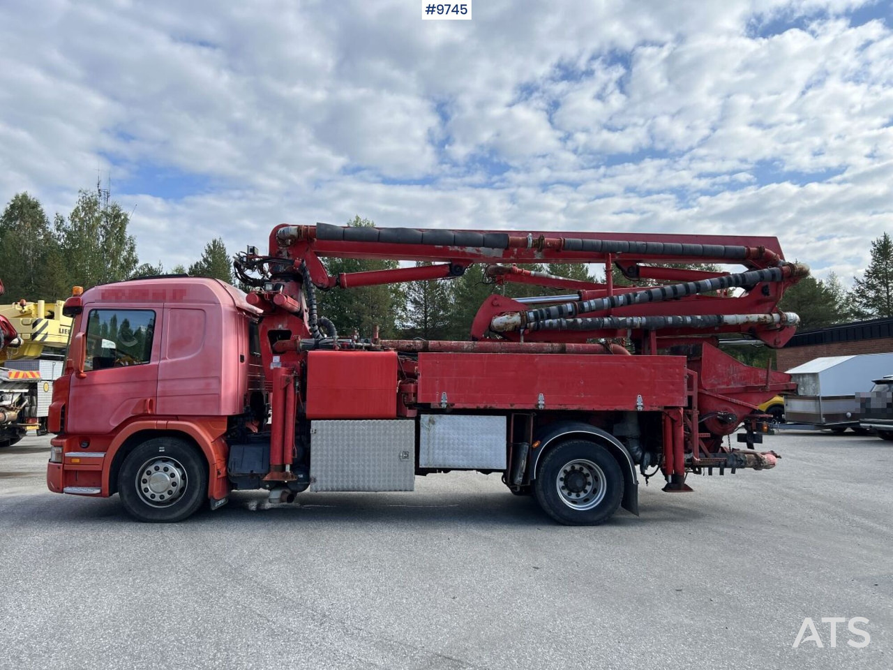 Scania P230 with Concrete pump - مضخة خرسانة: صورة 3 Scania P230 with Concrete pump - مضخة خرسانة: صورة 3