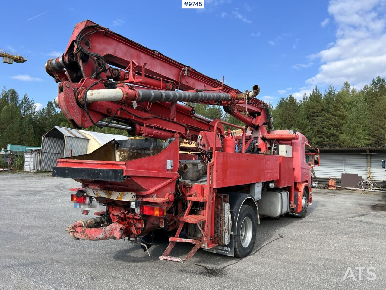 Scania P230 with Concrete pump - مضخة خرسانة: صورة 4 Scania P230 with Concrete pump - مضخة خرسانة: صورة 4