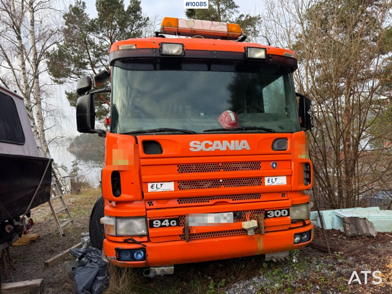 Scania P94G 300 Crane truck with flatbed Rep. object - شاحنة ذات خطاف, شاحنة كرين: صورة 2 Scania P94G 300 Crane truck with flatbed Rep. object - شاحنة ذات خطاف, شاحنة كرين: صورة 2