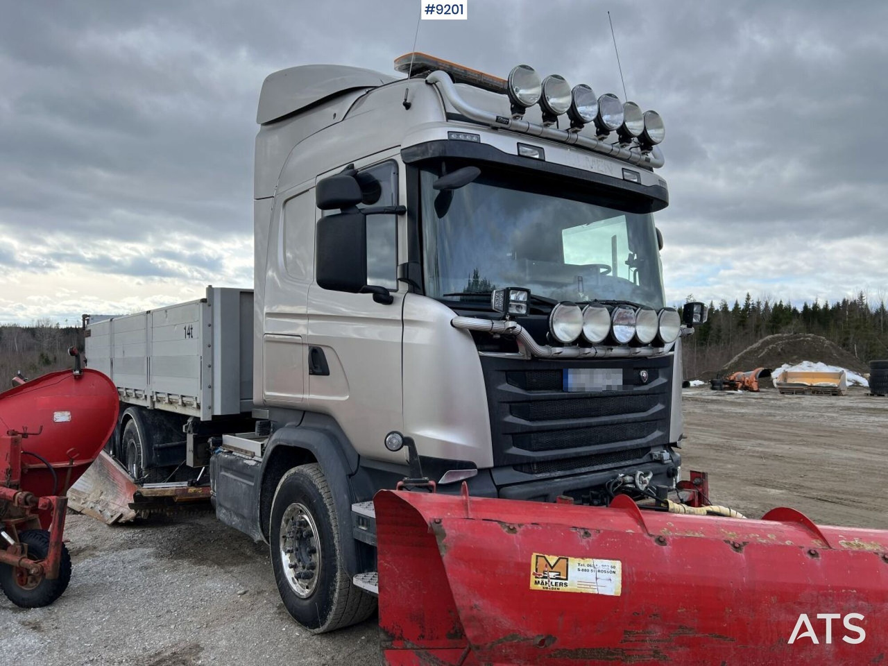 Scania R520 Tipper truck with plow equipment and underbite - شاحنة قلاب: صورة 2 Scania R520 Tipper truck with plow equipment and underbite - شاحنة قلاب: صورة 2