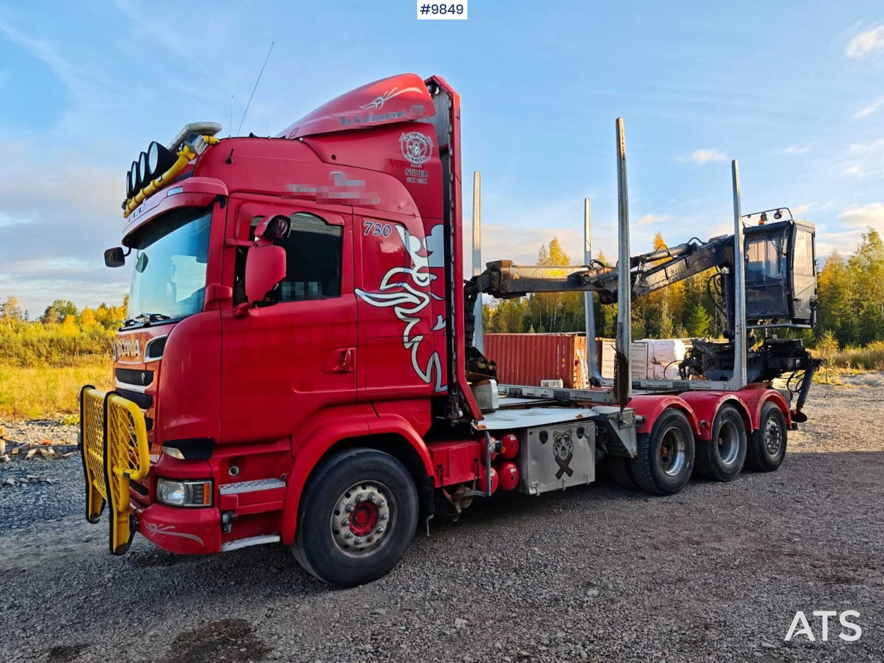 Scania R730 Tridem Timber Truck with Loglift F125S Crane (VIDEO) - شاحنة قطع الأشجار, شاحنة كرين: صورة 1 Scania R730 Tridem Timber Truck with Loglift F125S Crane (VIDEO) - شاحنة قطع الأشجار, شاحنة كرين: صورة 1