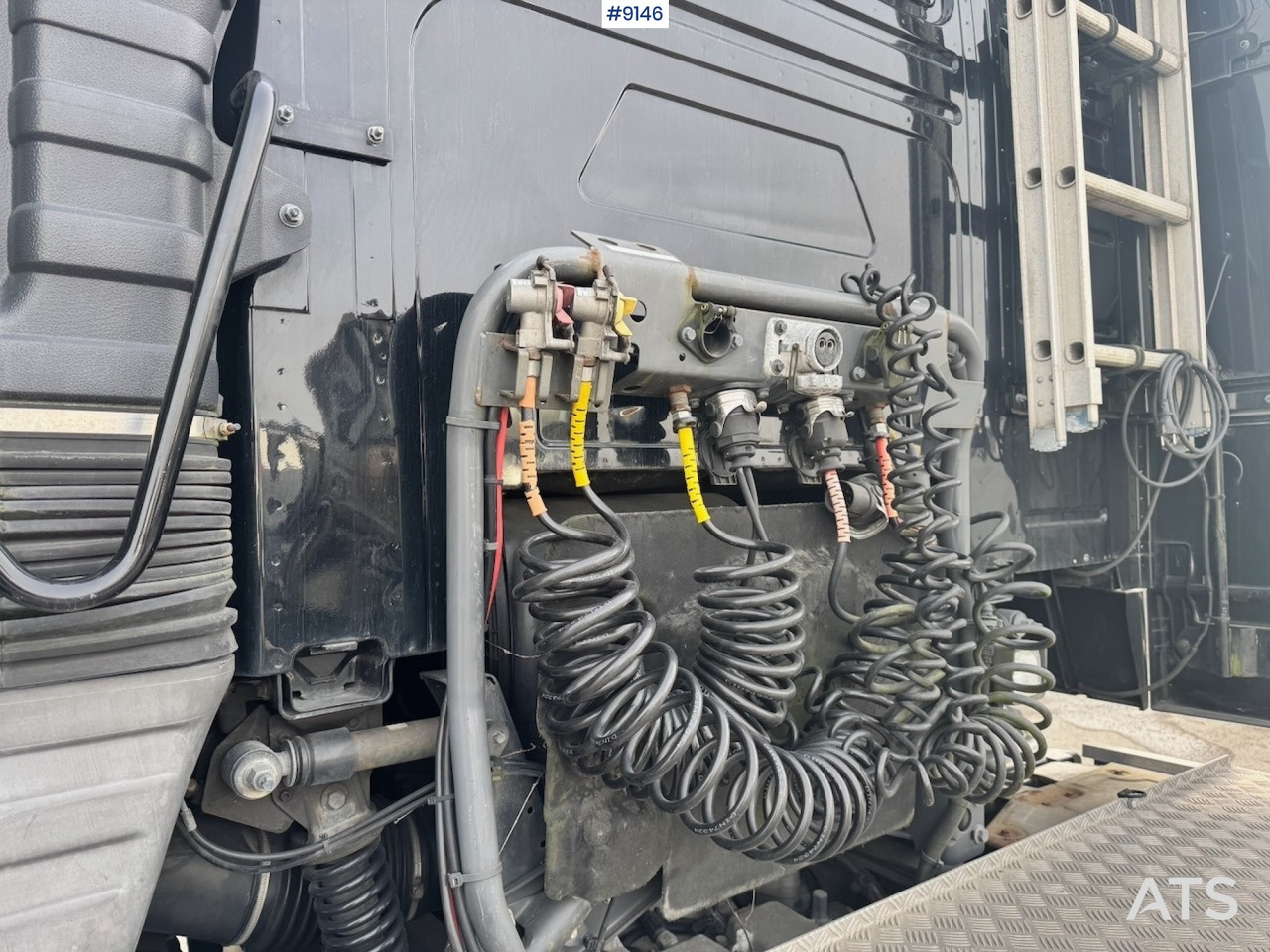 Tractor Unit Volvo FH 440 4X2 (SEE VIDEO) - وحدة جر: صورة 5 Tractor Unit Volvo FH 440 4X2 (SEE VIDEO) - وحدة جر: صورة 5