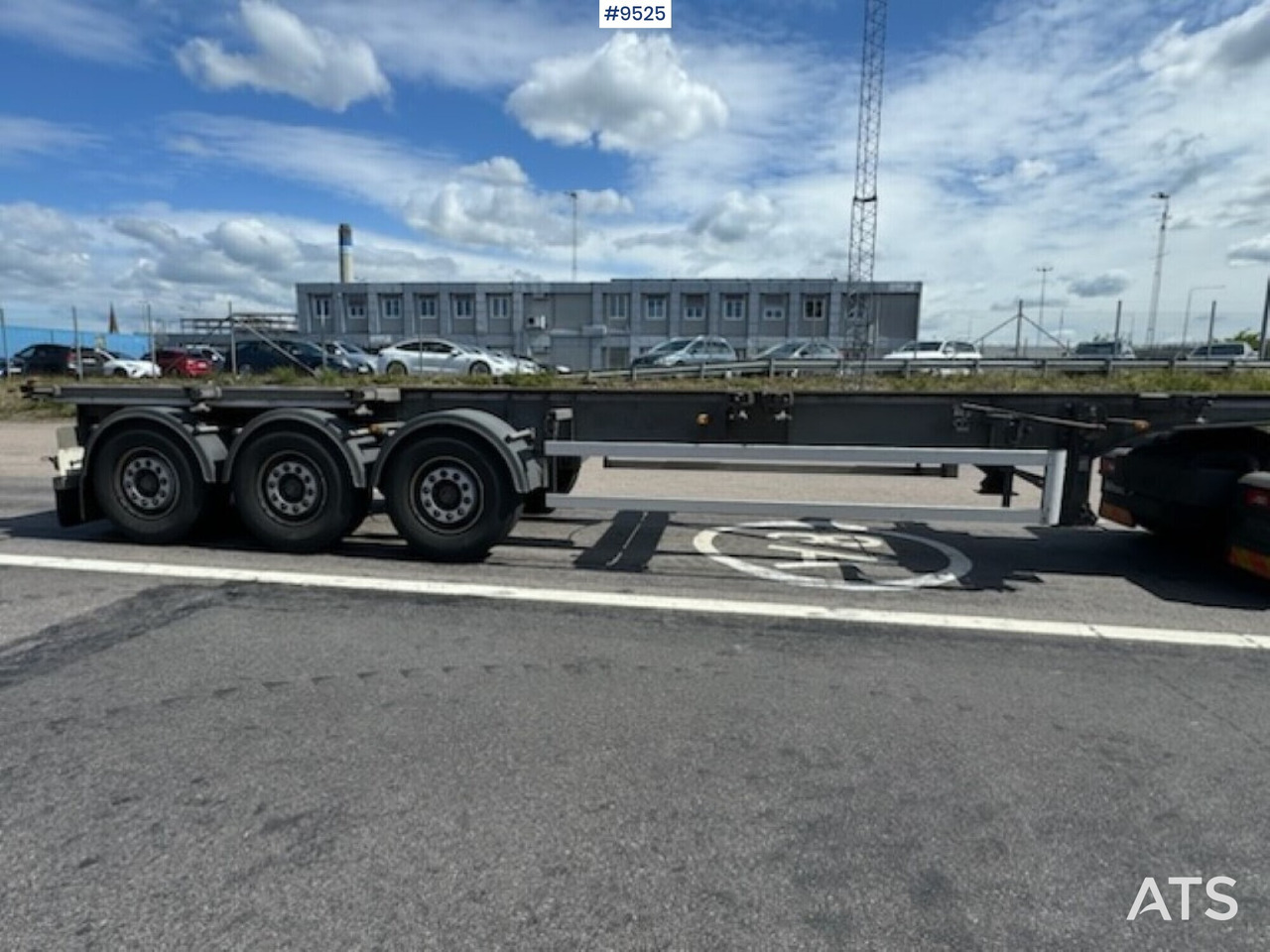 Trailer- FRUEHAUF - نصف مقطورة لنقل الحاويات: صورة 1 Trailer- FRUEHAUF - نصف مقطورة لنقل الحاويات: صورة 1