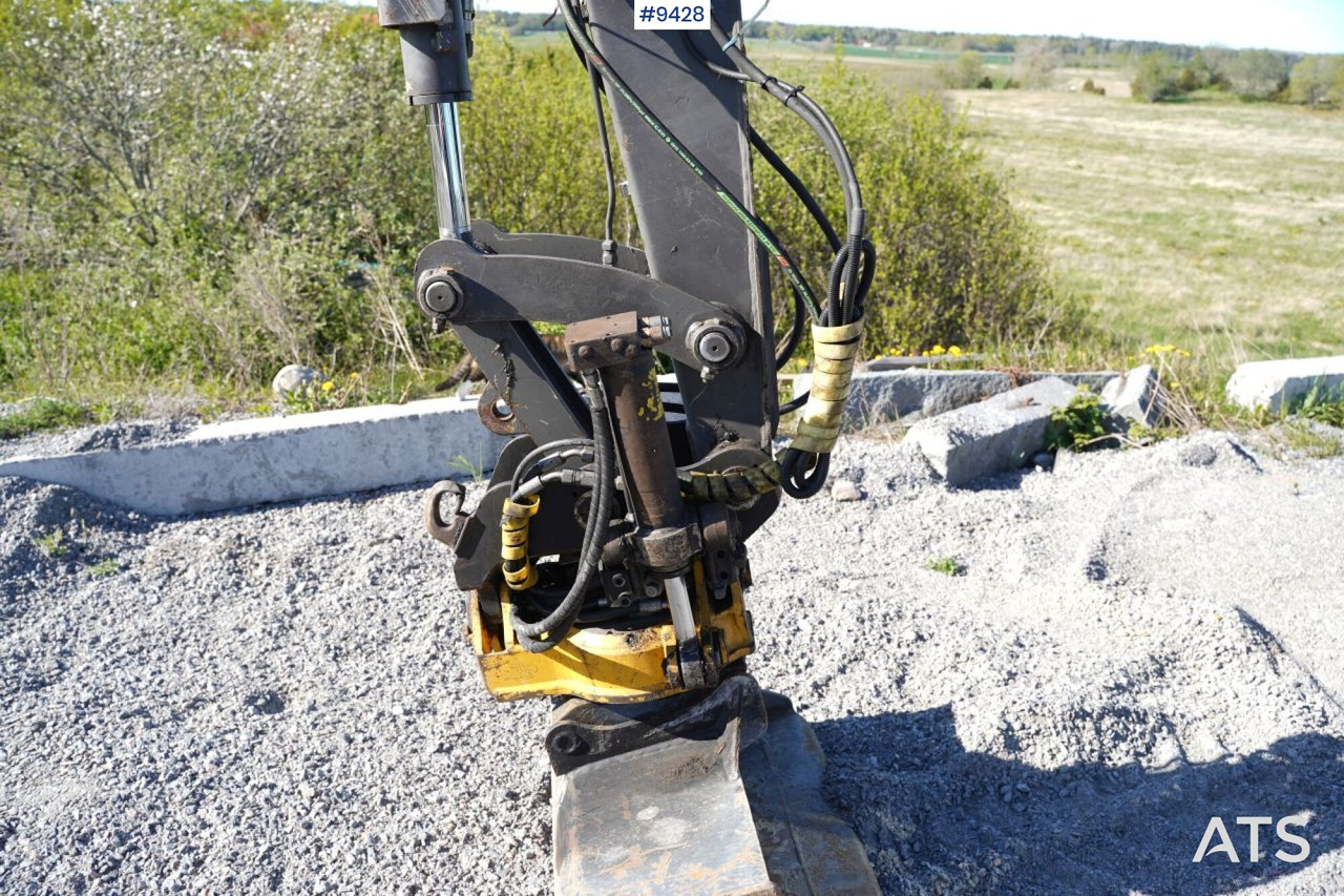 VOLVO EC 55 with tools (VIDEO) - حفارة مُصَّغرة: صورة 4 VOLVO EC 55 with tools (VIDEO) - حفارة مُصَّغرة: صورة 4