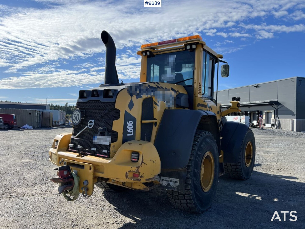 VOLVO L60G Wheel loader with multi-bucket - اللودر بعجل: صورة 2 VOLVO L60G Wheel loader with multi-bucket - اللودر بعجل: صورة 2