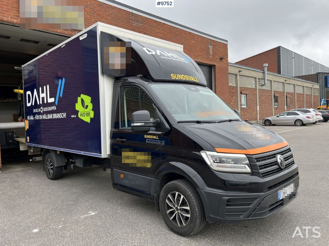 Volkswagen Crafter with tail lift - شاحنة مغلقة الصندوق: صورة 2 Volkswagen Crafter with tail lift - شاحنة مغلقة الصندوق: صورة 2