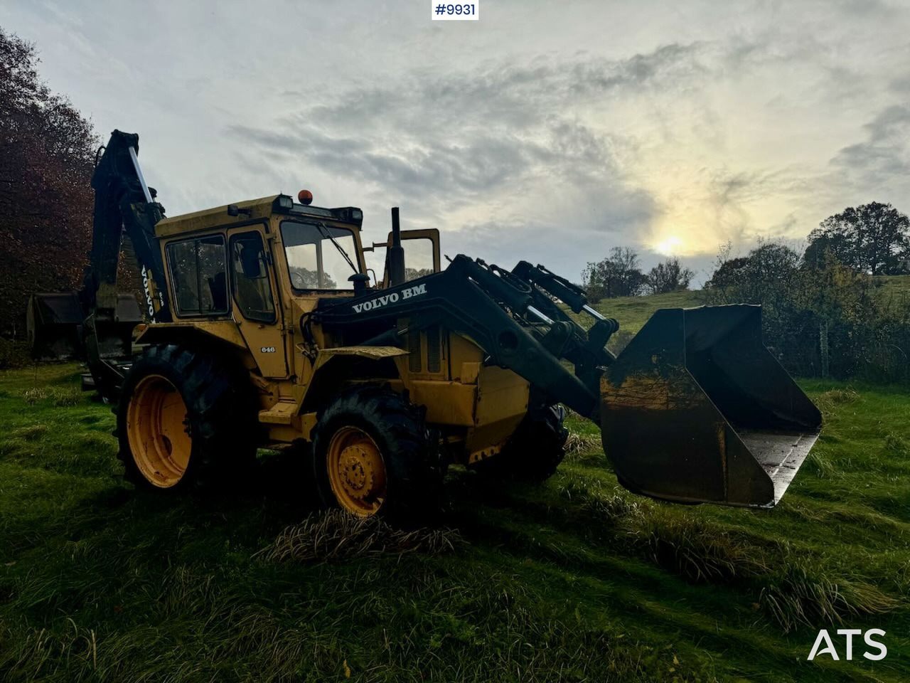 Volvo BM 646 Backhoe loader with 2 sets of tires. - جرافة حفار: صورة 2 Volvo BM 646 Backhoe loader with 2 sets of tires. - جرافة حفار: صورة 2