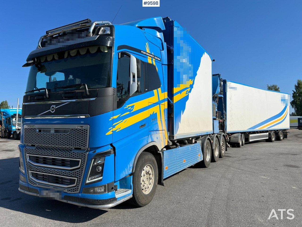 Volvo FH16 8*4 Bruks wood chipper - شاحنة قلاب, شاحنة كرين: صورة 1 Volvo FH16 8*4 Bruks wood chipper - شاحنة قلاب, شاحنة كرين: صورة 1