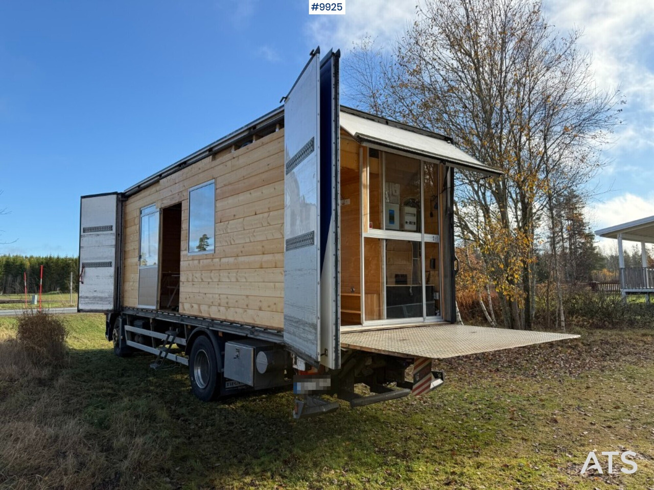 Volvo FM9 4X2 Recreational Vehicle (RV) - شاحنة مقفلة, عربة التخييم: صورة 1 Volvo FM9 4X2 Recreational Vehicle (RV) - شاحنة مقفلة, عربة التخييم: صورة 1