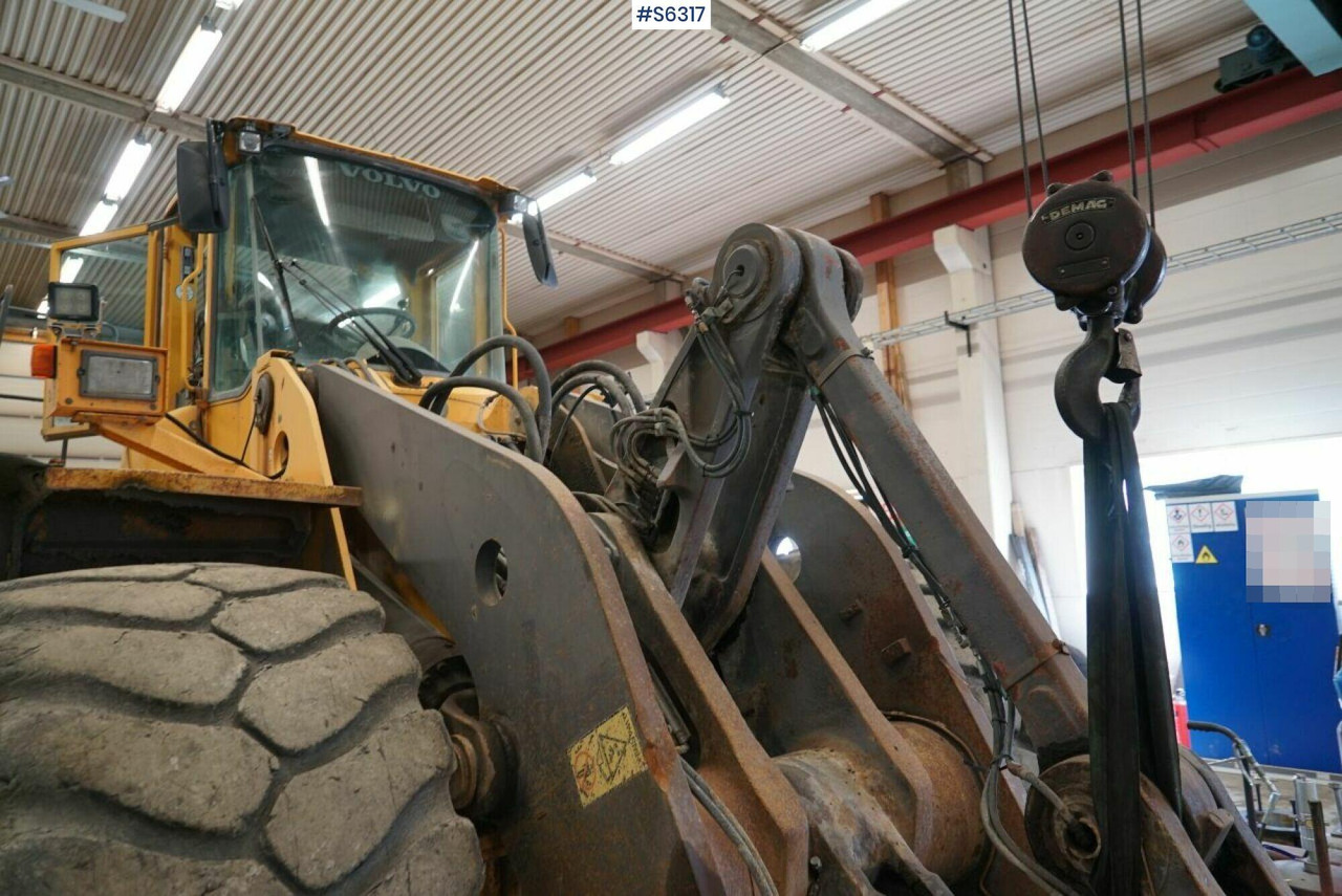 WHEEL LOADER VOLVO L220 E - اللودر بعجل: صورة 5 WHEEL LOADER VOLVO L220 E - اللودر بعجل: صورة 5
