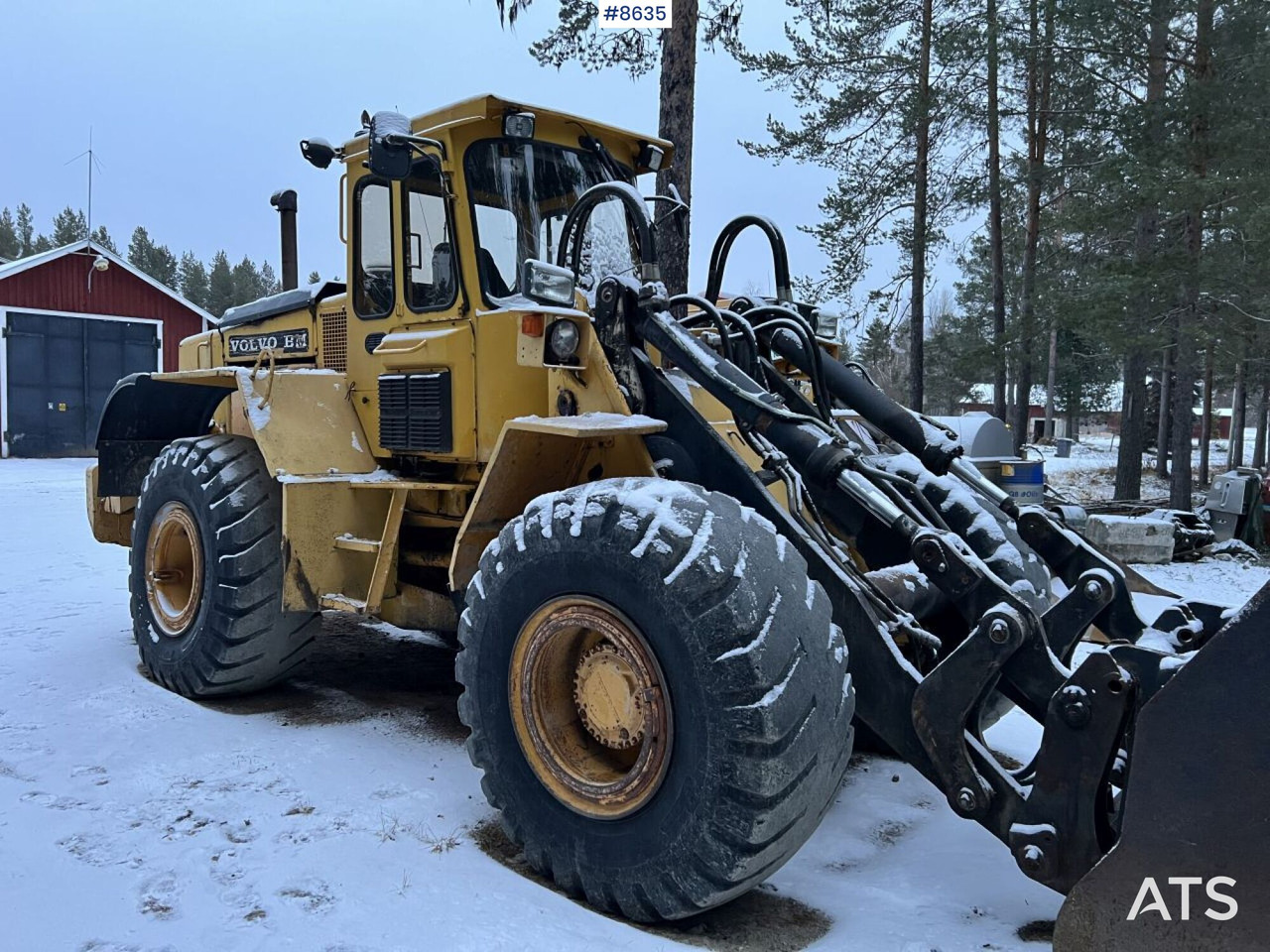 اللودر بعجل Wheel Loader Volvo BM L120 with bucket: صورة 10