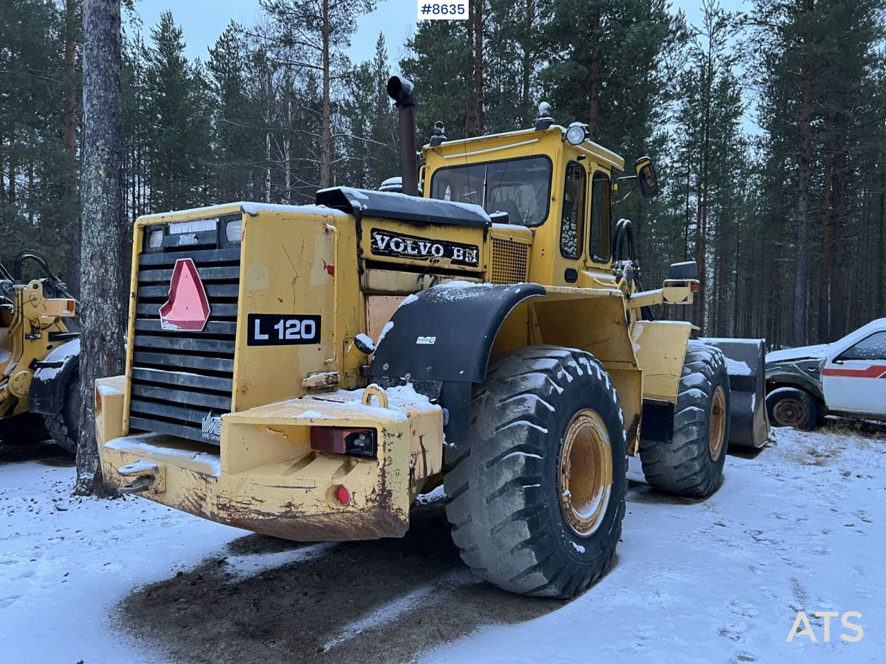 اللودر بعجل Wheel Loader Volvo BM L120 with bucket: صورة 8