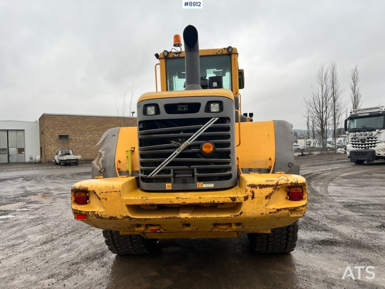 اللودر بعجل Wheel loader - Volvo L110E (SEE VIDEO): صورة 10 اللودر بعجل Wheel loader - Volvo L110E (SEE VIDEO): صورة 10