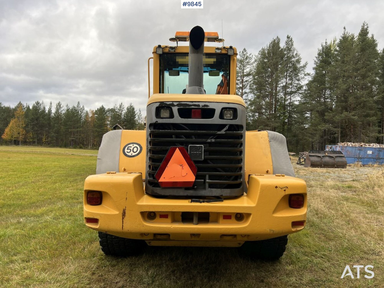 Wheel loader Volvo L90E - اللودر بعجل: صورة 5 Wheel loader Volvo L90E - اللودر بعجل: صورة 5