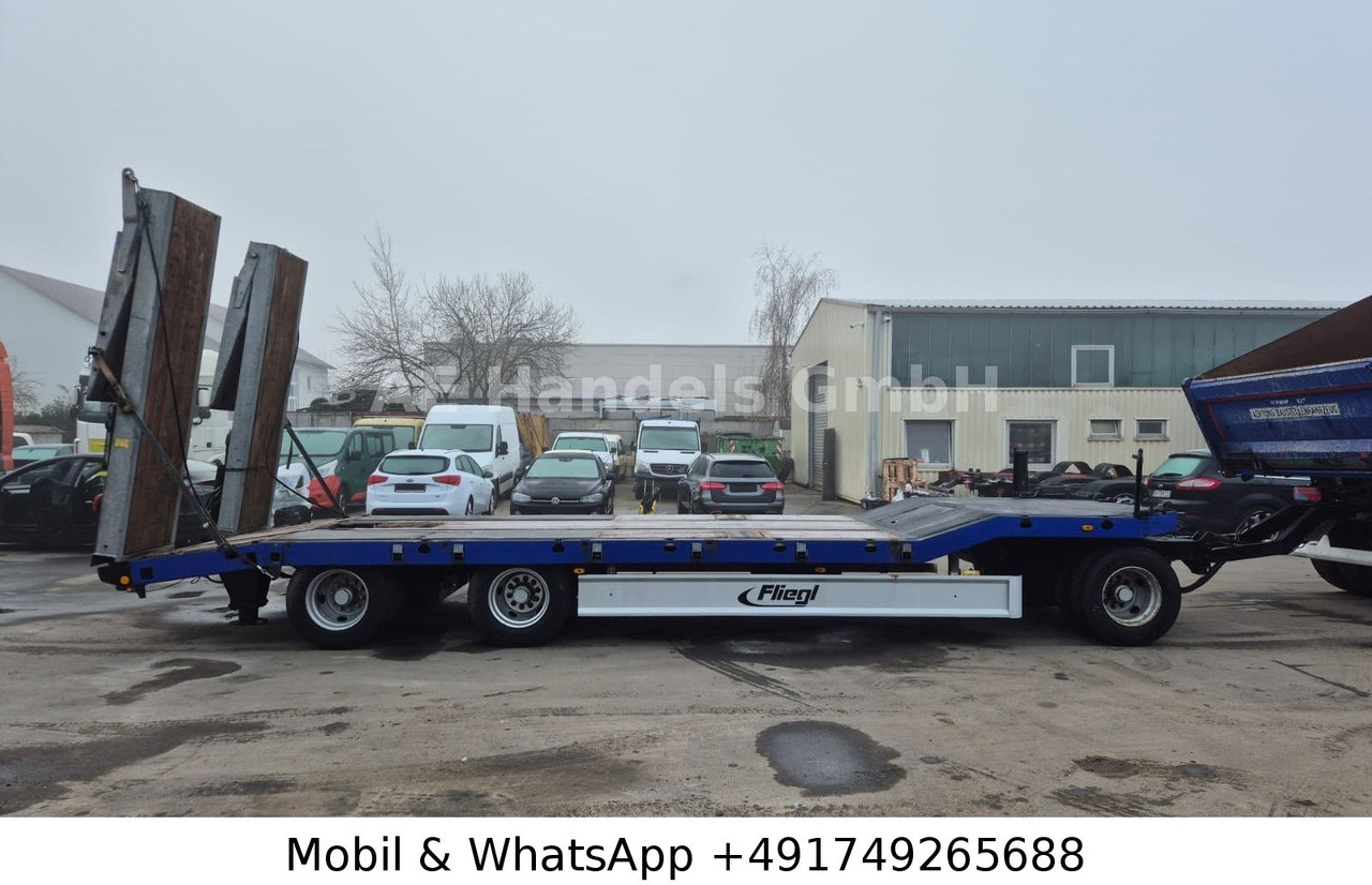 Fliegl DTS 300 Drehschemel Tieflader*Hydraulische Rampe - مقطورة مسطحة منخفضة: صورة 2 Fliegl DTS 300 Drehschemel Tieflader*Hydraulische Rampe - مقطورة مسطحة منخفضة: صورة 2