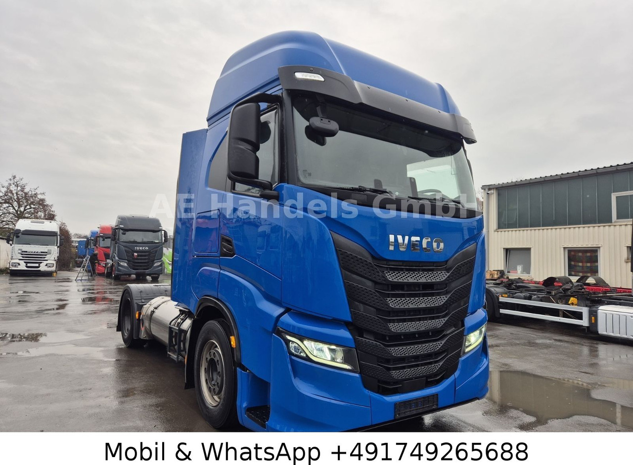 Iveco S-Way 460 AS LNG *Retarder/ACC/2xTank/LED/Leder - وحدة جر: صورة 1 Iveco S-Way 460 AS LNG *Retarder/ACC/2xTank/LED/Leder - وحدة جر: صورة 1