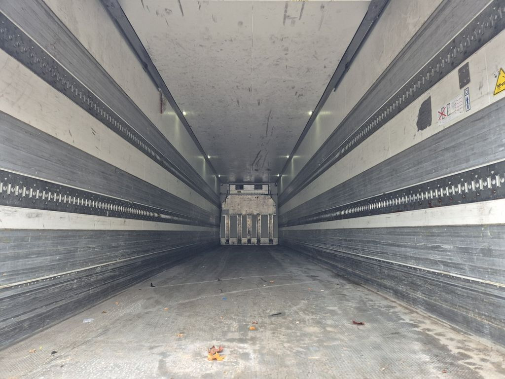 Krone SZ Carrier Vector 1950 *+-30°*Rolltor/Smartboard Krone SZ Carrier Vector 1950 *+-30°*Rolltor/Smartboard - نصف مقطورة مُبرِّدة: صورة 4 Krone SZ Carrier Vector 1950 *+-30°*Rolltor/Smartboard Krone SZ Carrier Vector 1950 *+-30°*Rolltor/Smartboard - نصف مقطورة مُبرِّدة: صورة 4