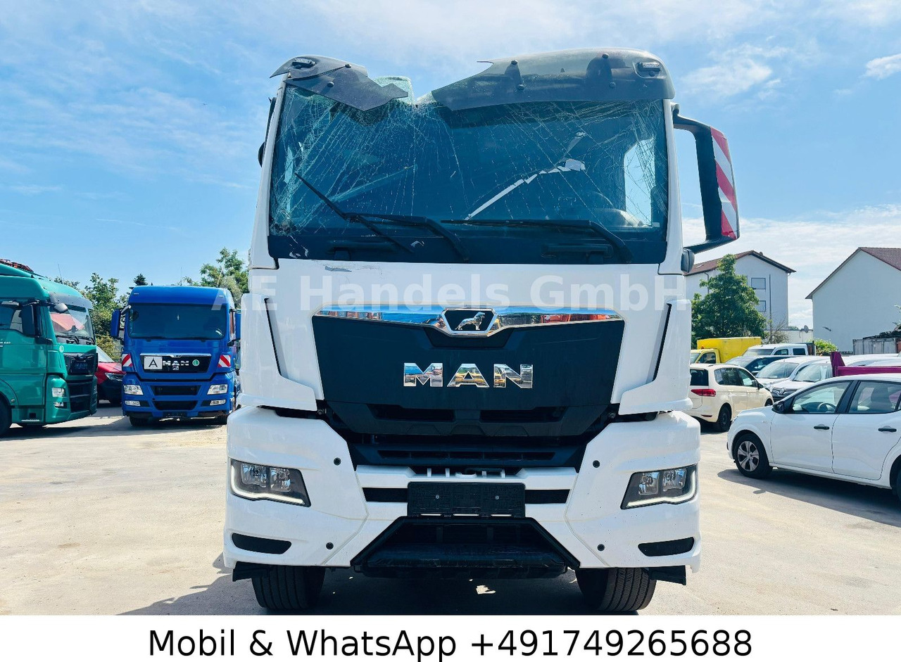 MAN TGS 32.520 GN BB 8x4 *ACC / AP / LED - شاحنة هيكل كابينة: صورة 2 MAN TGS 32.520 GN BB 8x4 *ACC / AP / LED - شاحنة هيكل كابينة: صورة 2