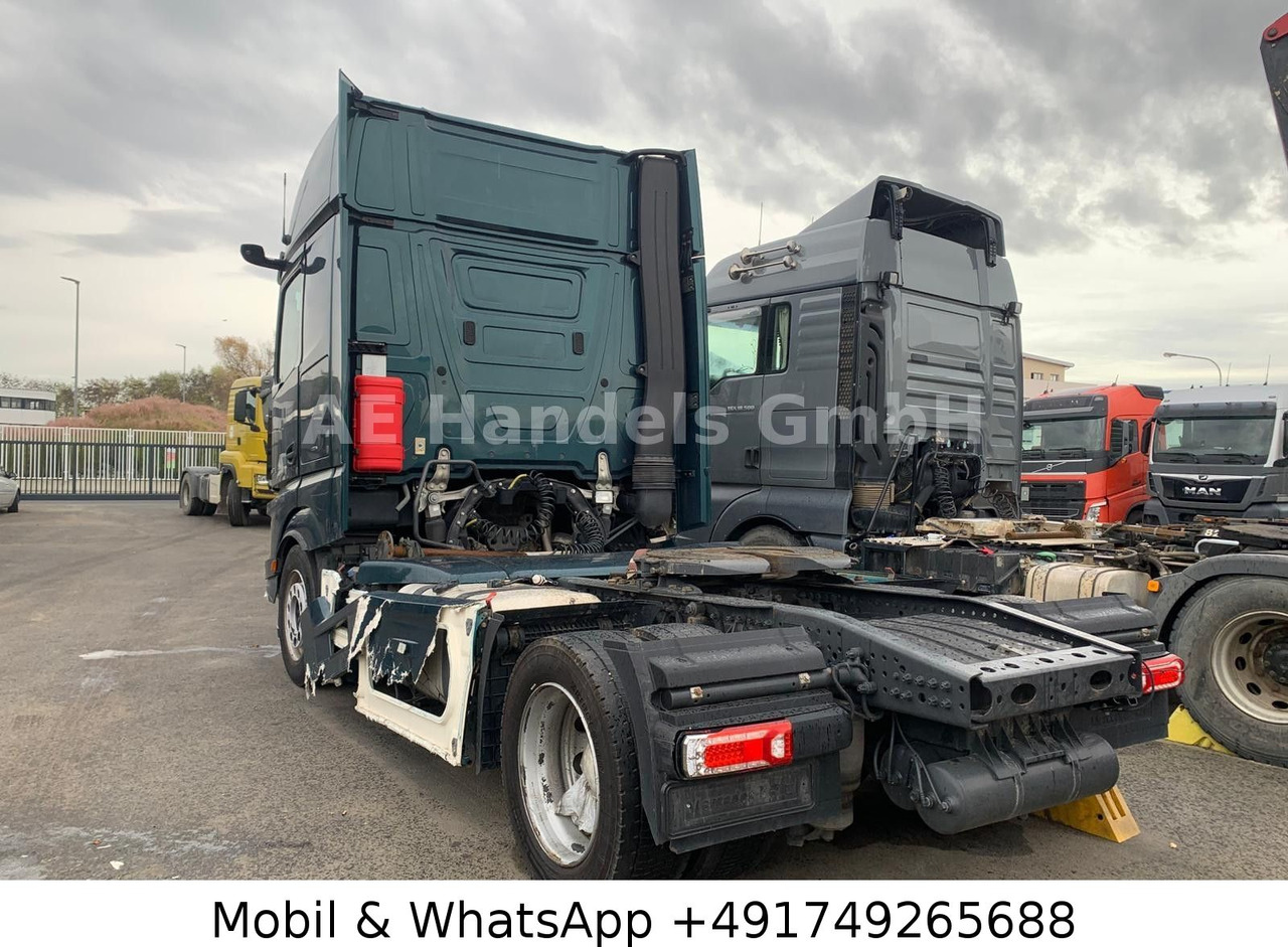 Mercedes-Benz Actros V 1843 L LL LowDeck *Retarder/ACC/2xTank - وحدة جر: صورة 4 Mercedes-Benz Actros V 1843 L LL LowDeck *Retarder/ACC/2xTank - وحدة جر: صورة 4