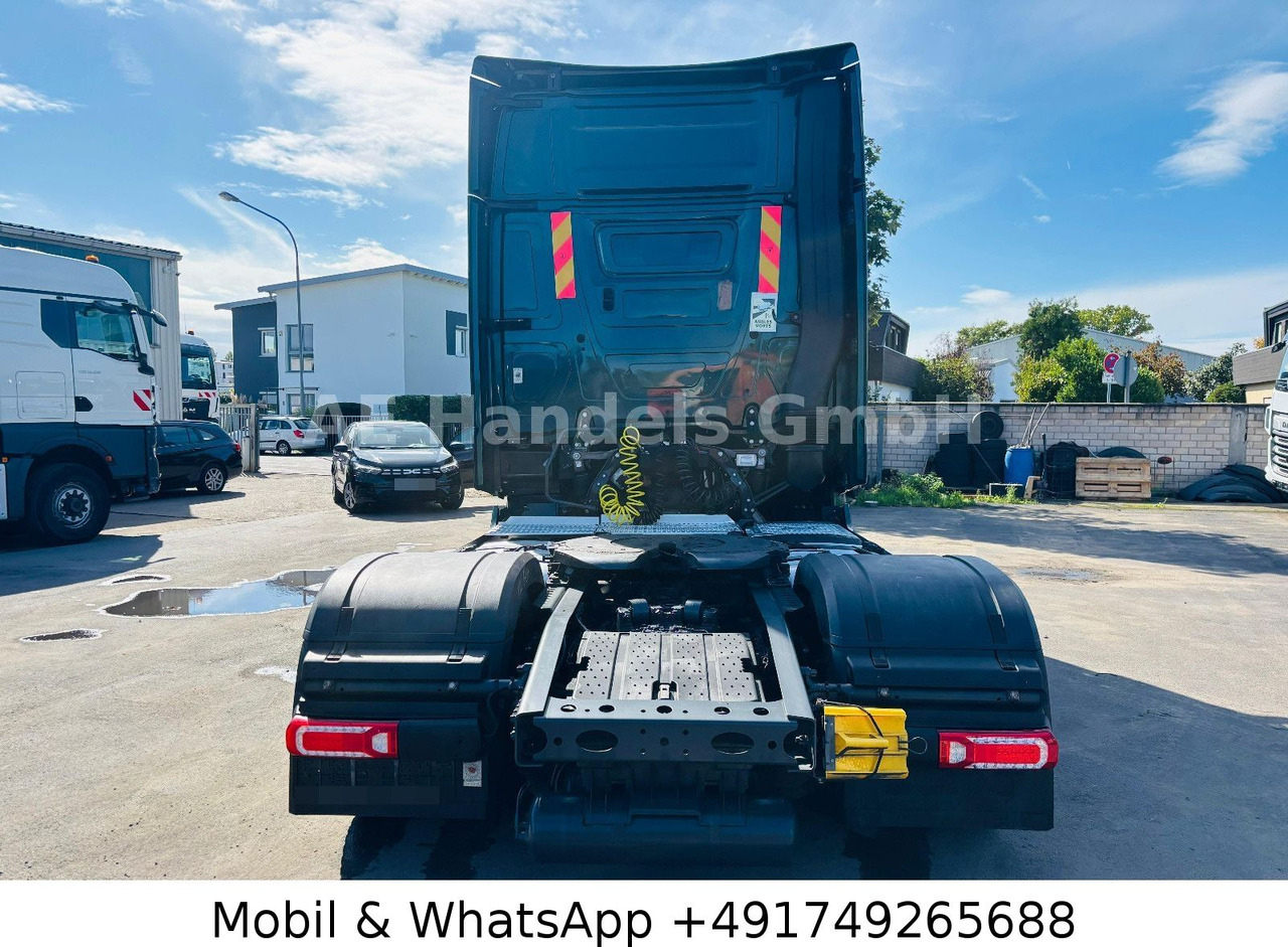 Mercedes-Benz Actros V 1843 L LL LowDeck *Retarder/ACC/2xTank - وحدة جر: صورة 4 Mercedes-Benz Actros V 1843 L LL LowDeck *Retarder/ACC/2xTank - وحدة جر: صورة 4