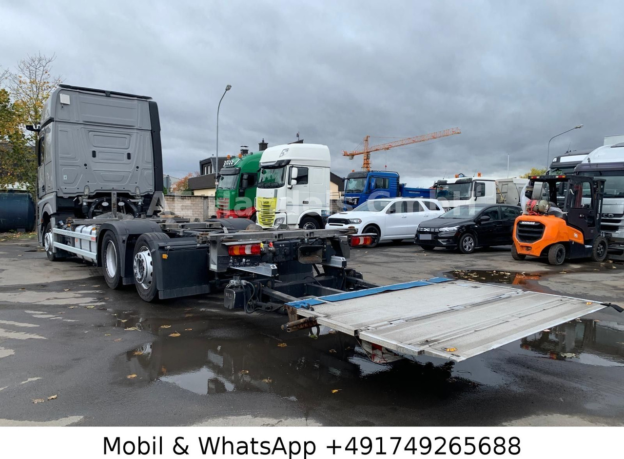 Mercedes-Benz Actros V 2545 BigSpace LL*Retarder/LBW/Lenk+Lift - شاحنات الحاويات / جسم علوي قابل للتغيير شاحنة: صورة 3 Mercedes-Benz Actros V 2545 BigSpace LL*Retarder/LBW/Lenk+Lift - شاحنات الحاويات / جسم علوي قابل للتغيير شاحنة: صورة 3
